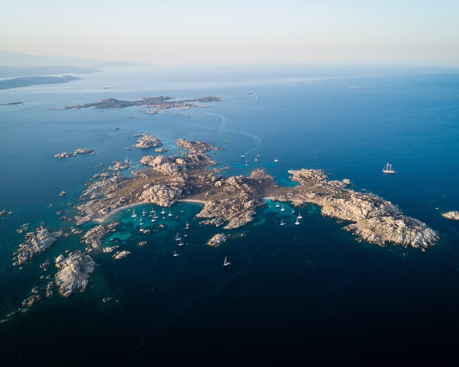 Isole Lavezzi – Visitare la Corsica – Campeggio L'Esplanade Corsica del Sud sul mare