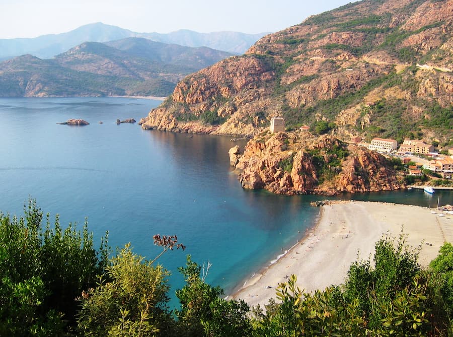 Porto - Reserve naturelle Scandola - Côte ouest corse - L'Esplanade