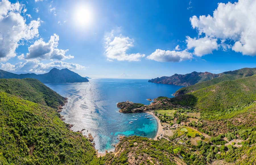 Reserve naturelle Scandola proche du camping l'Esplanade sur la côte ouest corse