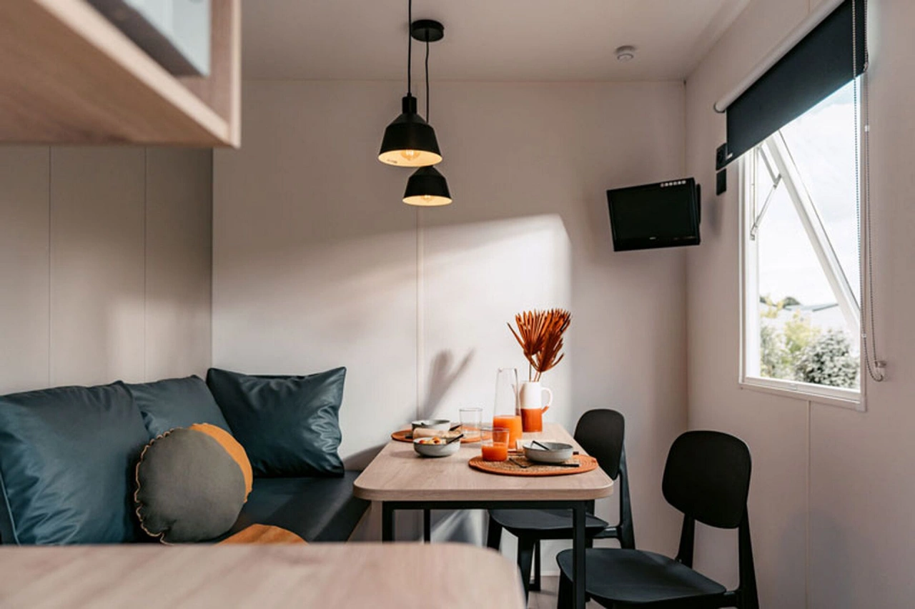 Camping L'esplanade : Salle